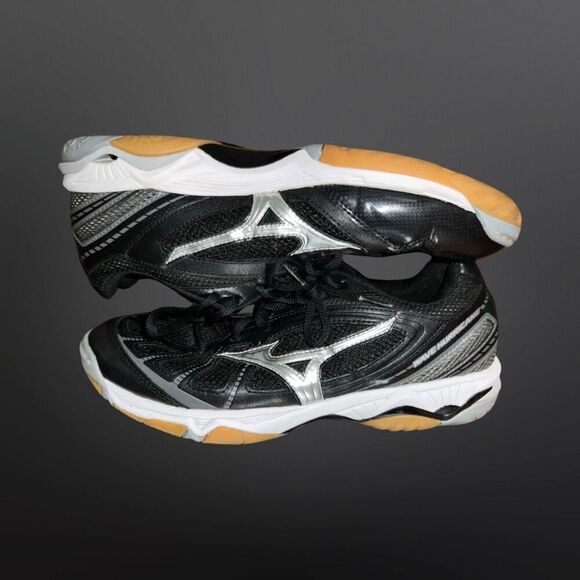 Mizuno Women's Wave Hurricane WOMS WH-BK Volleyball Shoe Size - Picture 8 of 9